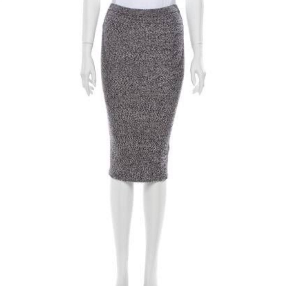 Alice + Olivia 100% wool skirt in navy knit